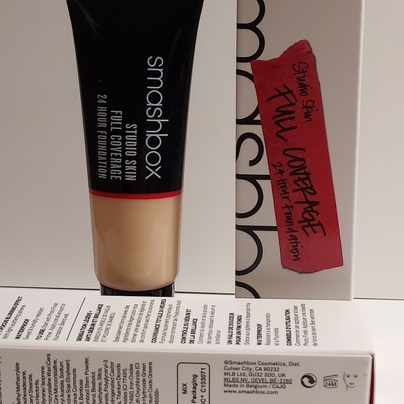 SMASHBOX Studio Skin 24 Hour Foundation *0.2 VERY FAIR WARM PEACH* - Picture 4 of 4